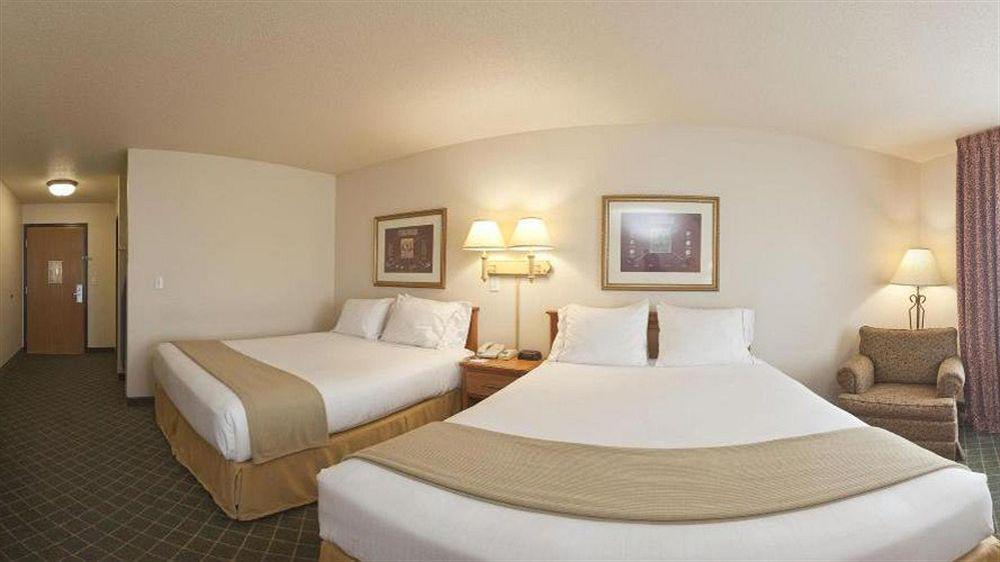 Holiday Inn Express & Suites Yankton By Ihg Exterior foto