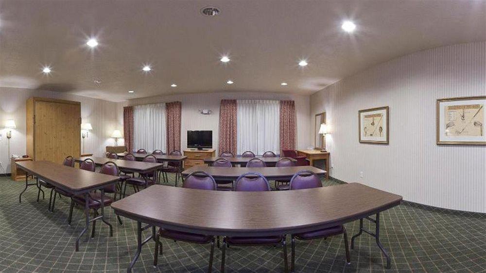 Holiday Inn Express & Suites Yankton By Ihg Exterior foto