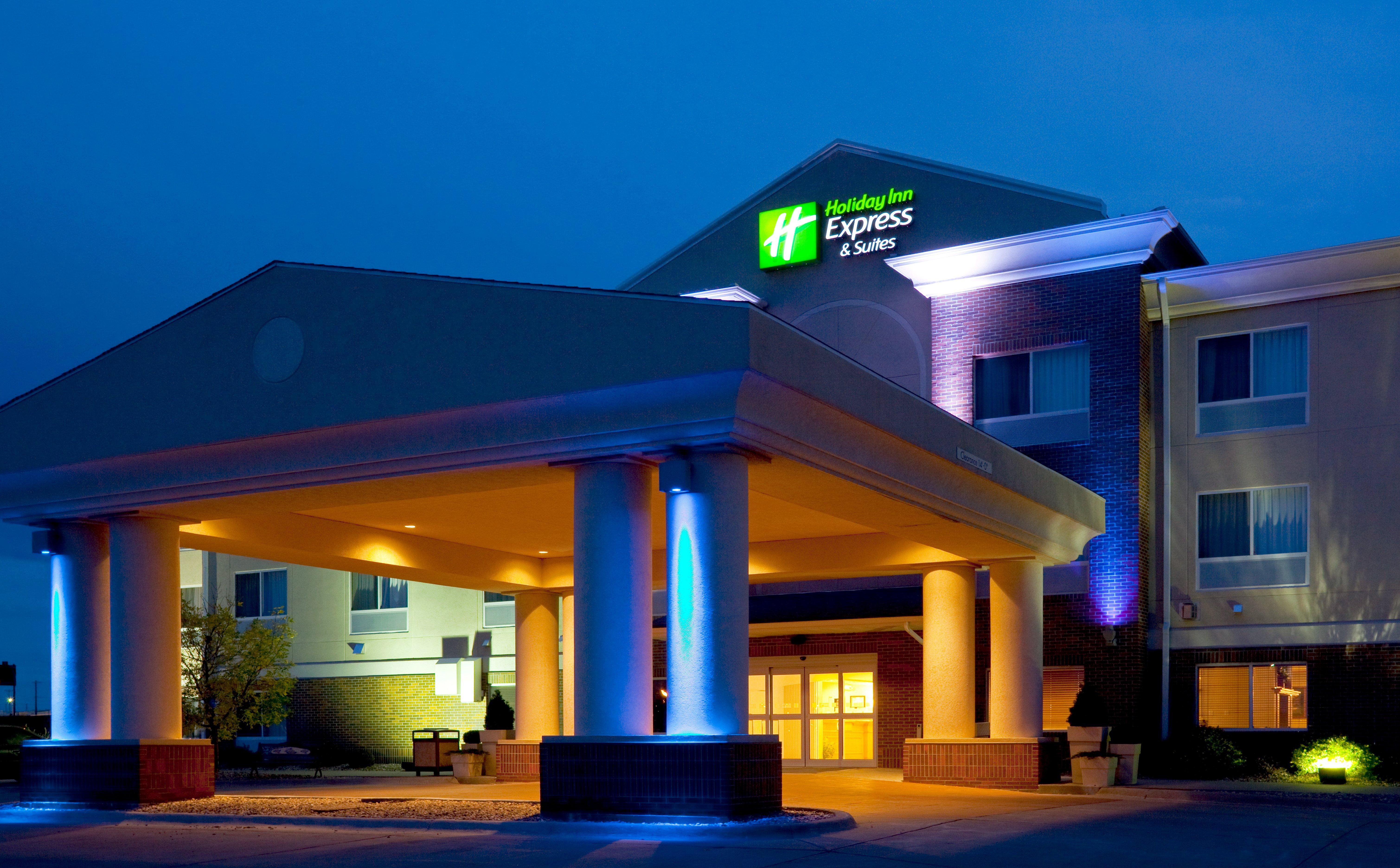 Holiday Inn Express & Suites Yankton By Ihg Exterior foto